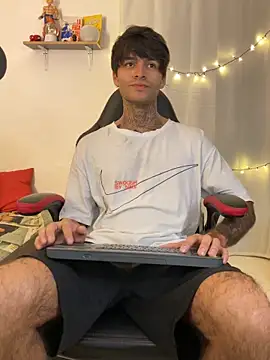 justin stark7 online show from February 6, 12:57 pm