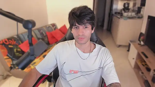 justin stark7 online show from September 18, 12:45 am