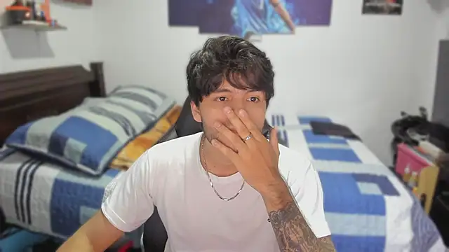 justin stark7 online show from March 13, 10:43 pm