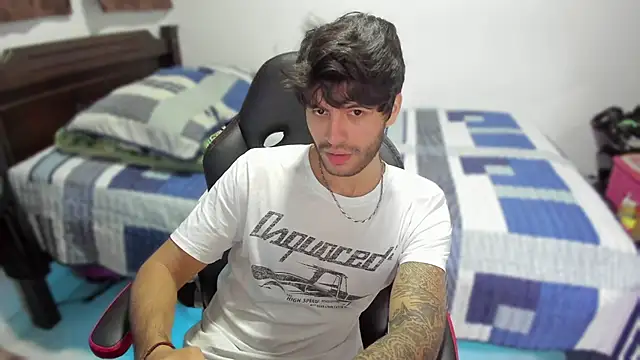 justin stark7 online show from January 7, 11:45 pm