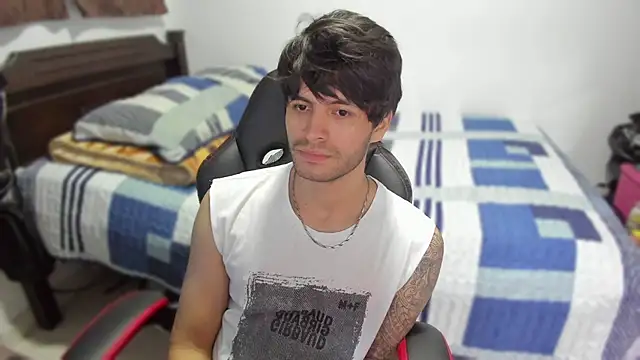 justin stark7 online show from December 16, 10:56 pm