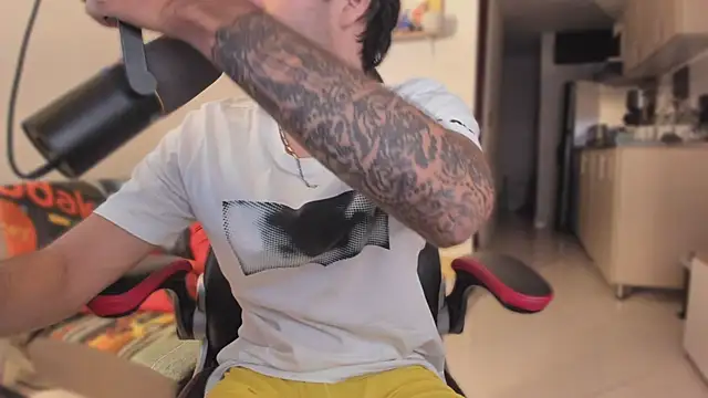 justin stark7 online show from September 19, 12:46 am