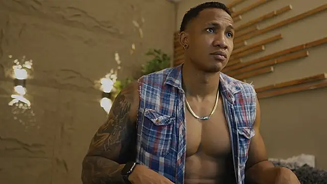 Logan Varela online show from February 8, 3:05 pm