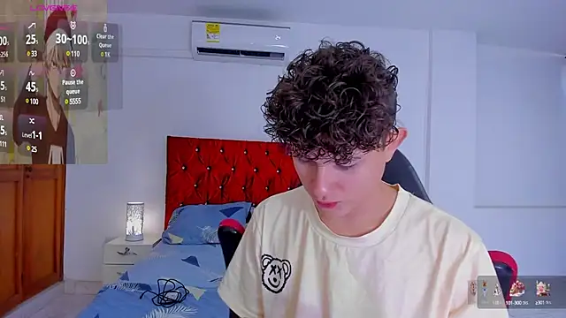 Nathan Bluee online show from December 19, 1:07 pm