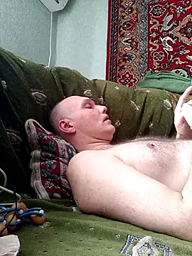 Pineapple04 online show from February 25, 9:10 am