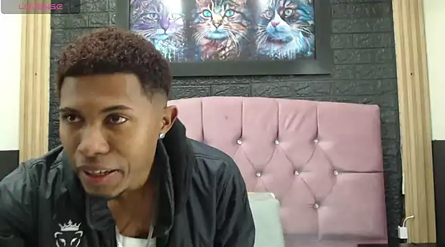 man black hot23 online show from February 14, 8:37 pm