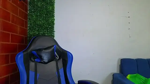 Demitryo online show from April 14, 7:57 pm