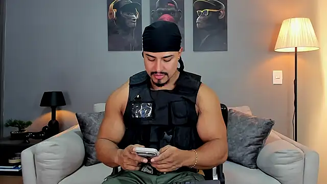 ApoloMakris online show from October 30, 10:11 pm