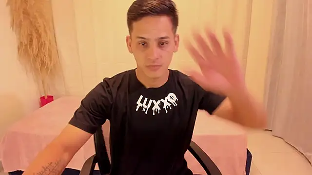 JANER 03 online show from December 21, 1:19 pm