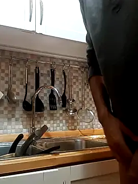 Frabox65 online show from December 10, 5:50 am