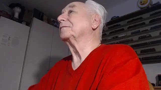 utilisasinus online show from January 16, 8:25 pm