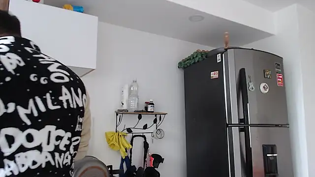 thomas gun online show from January 31, 8:07 pm