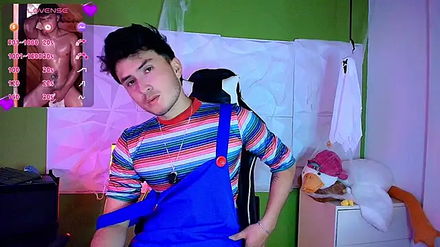 santyago taylor online show from October 30, 7:04 pm