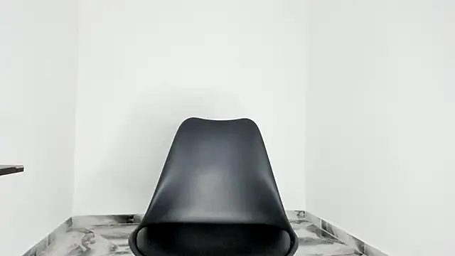 mikee scooth online show from April 16, 12:10 am