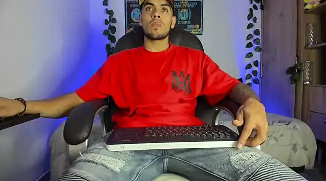 mikee scooth online show from February 26, 1:21 am