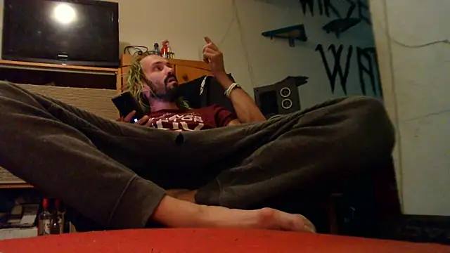 Snapshot of harterdome chatting on September 9, 1:32 pm harterdome online show from September 9, 1:32 pm