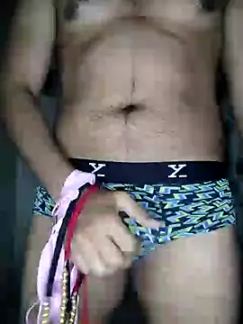 virginat32 online show from December 2, 11:05 pm