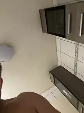 Snapshot of radoka chatting on February 20, 8:25 pm radoka online show from February 20, 8:25 pm