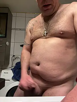 Snapshot of radoka chatting on March 9, 3:44 am radoka online show from March 9, 3:44 am