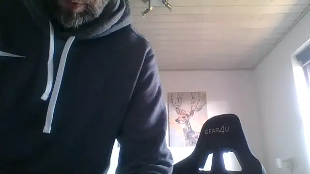 Snapshot of Gotta1 chatting on March 23, 8:48 am Gotta1 online show from March 23, 8:48 am