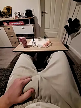 Kevindauerhorny online show from February 19, 6:32 pm