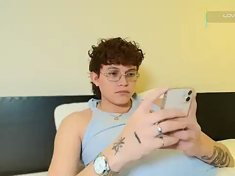 ccamilo-andress online show from March 4, 9:00 pm