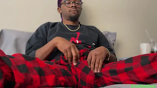 MobyDxck online show from December 16, 8:05 pm