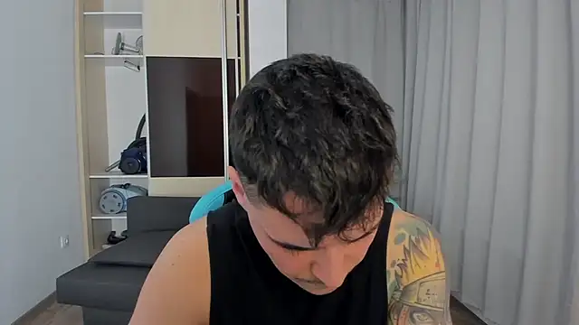 MatMalonne online show from February 15, 2:03 pm