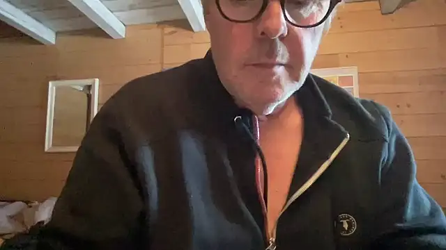 lelohop online show from December 28, 8:37 am