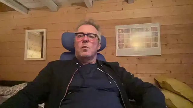 lelohop online show from December 4, 7:06 am