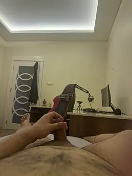 31cektirenbatuu online show from March 13, 10:05 pm