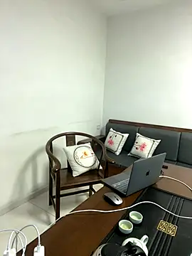 ShaoZian 1 online show from October 24, 3:47 pm