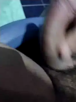 Snapshot of lm279 chatting on February 11, 1:09 pm lm279 online show from February 11, 1:09 pm