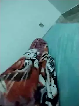 Snapshot of lm279 chatting on December 28, 5:35 pm lm279 online show from December 28, 5:35 pm