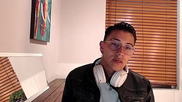 Andy Joy  online show from September 23, 11:42 am