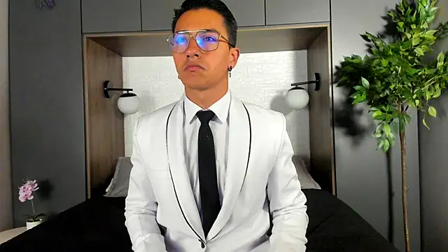 Andy Joy  online show from October 2, 11:58 am