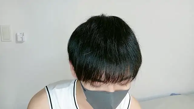 itsme LEON online show from April 29, 1:05 pm