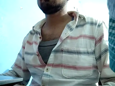 Ishan003 online show from December 18, 2:13 pm