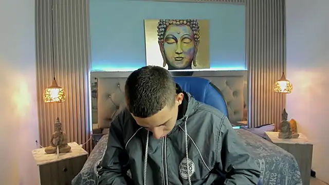 JackSwan18 online show from November 28, 8:22 pm