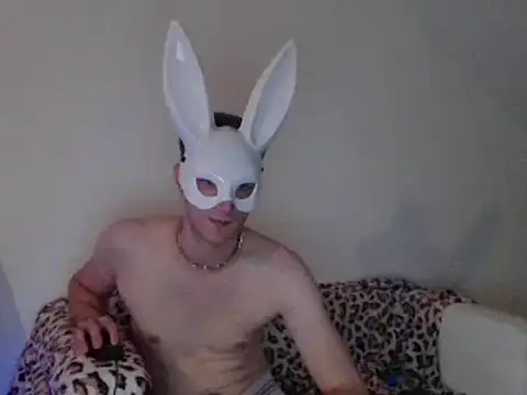 Angelbunn online show from February 25, 4:21 pm