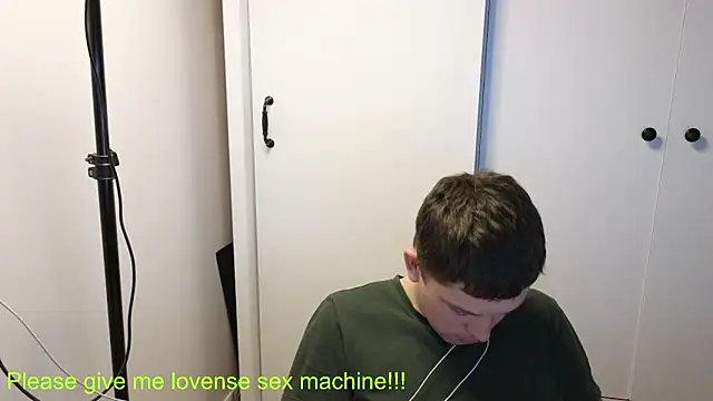 BigL0ve online show from February 18, 2:37 pm