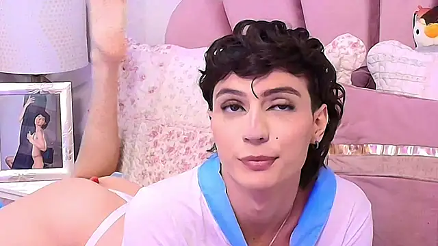 KylieMonnett online show from October 27, 8:22 pm