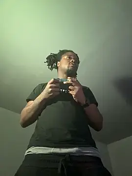 SluttyLyfe4L online show from April 3, 6:37 pm