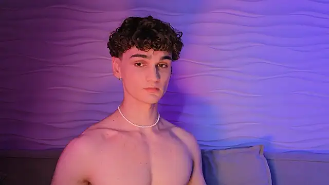 adam 21cm   online show from October 4, 3:50 pm