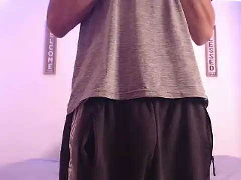 harrytomson 1 online show from December 28, 5:23 am