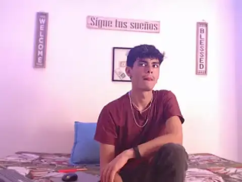 harrytomson 1 online show from January 12, 6:28 am