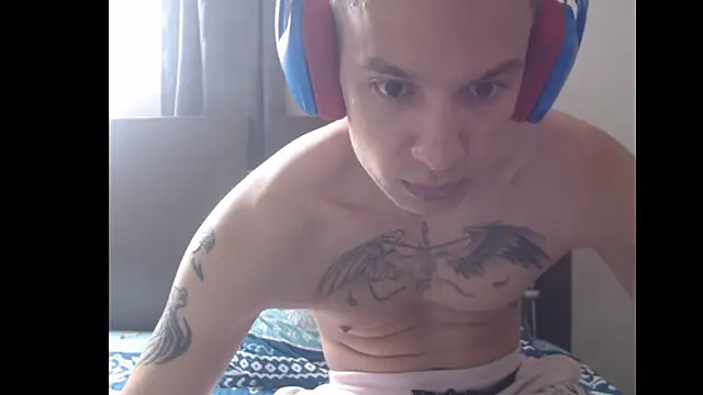 Tobicutee online show from April 29, 4:55 pm