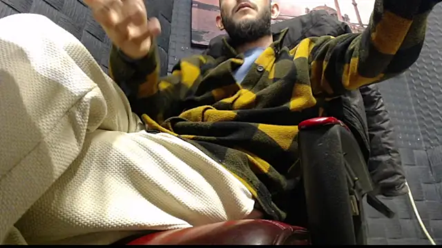 hardbigcock16 online show from November 27, 12:20 pm