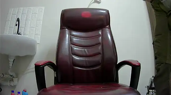 hardbigcock16 online show from January 13, 7:43 am