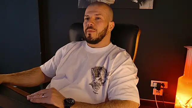 AngeloEric online show from February 11, 11:37 am